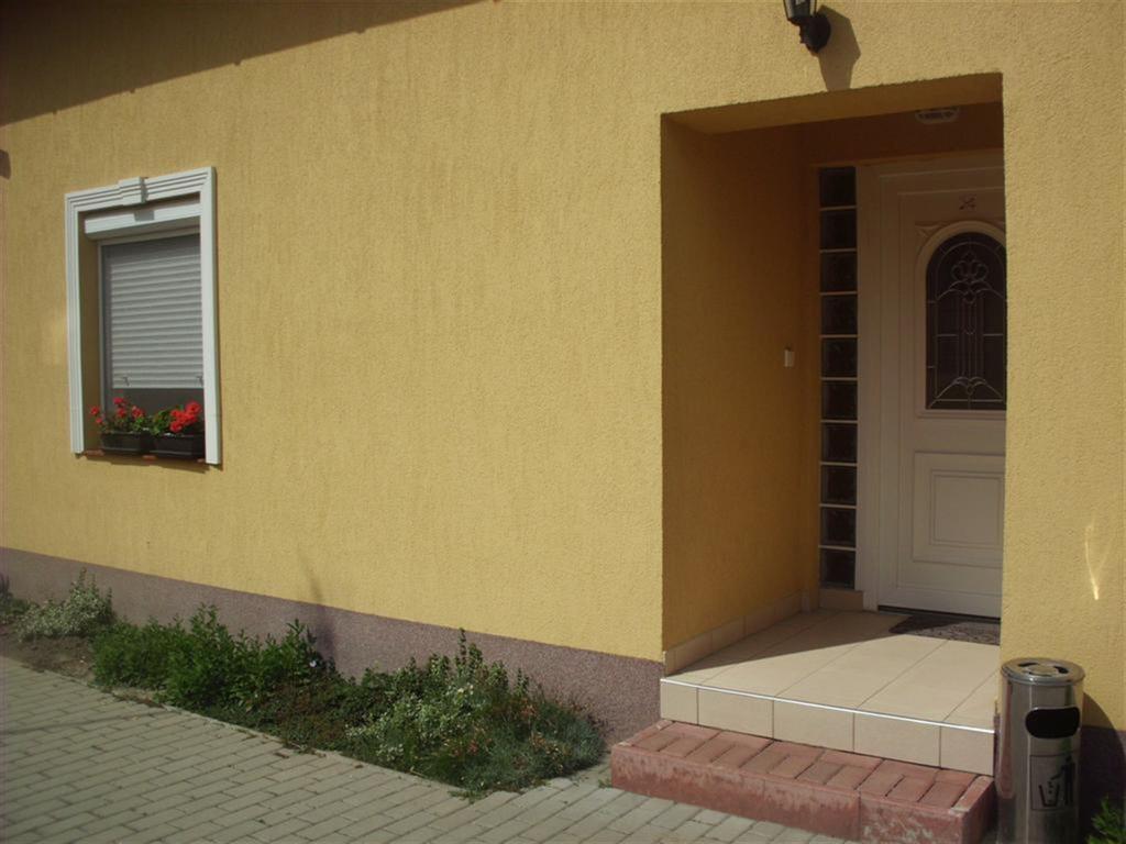 Andrea Apartman Hajdúszoboszló المظهر الخارجي الصورة