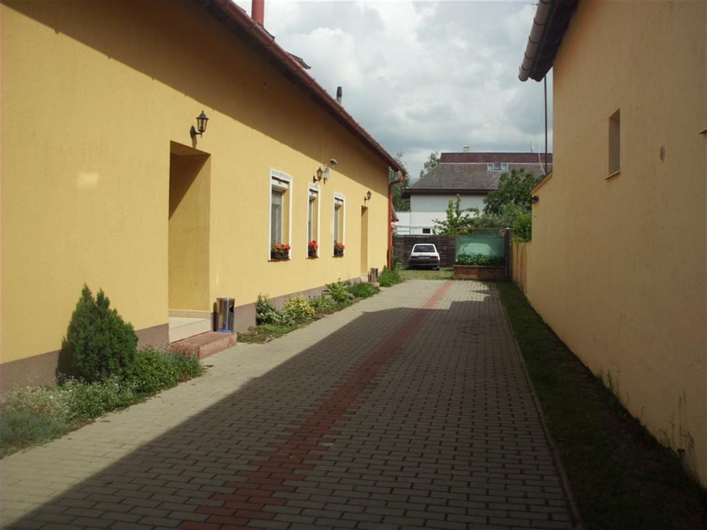 Andrea Apartman Hajdúszoboszló المظهر الخارجي الصورة